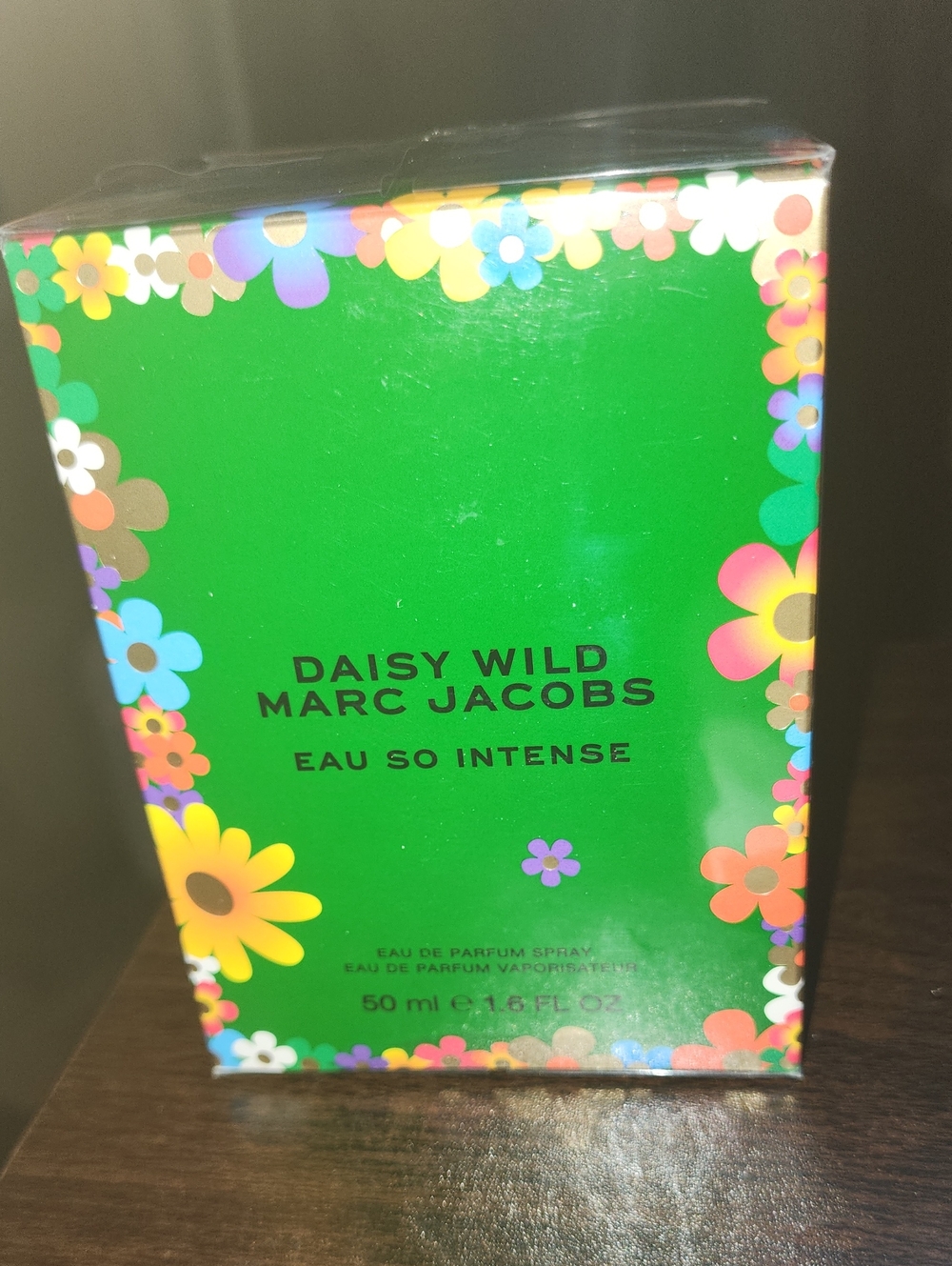Marc Jacobs Daisy Wild Eau So Intense Green Floral Perfume  1.6 Oz